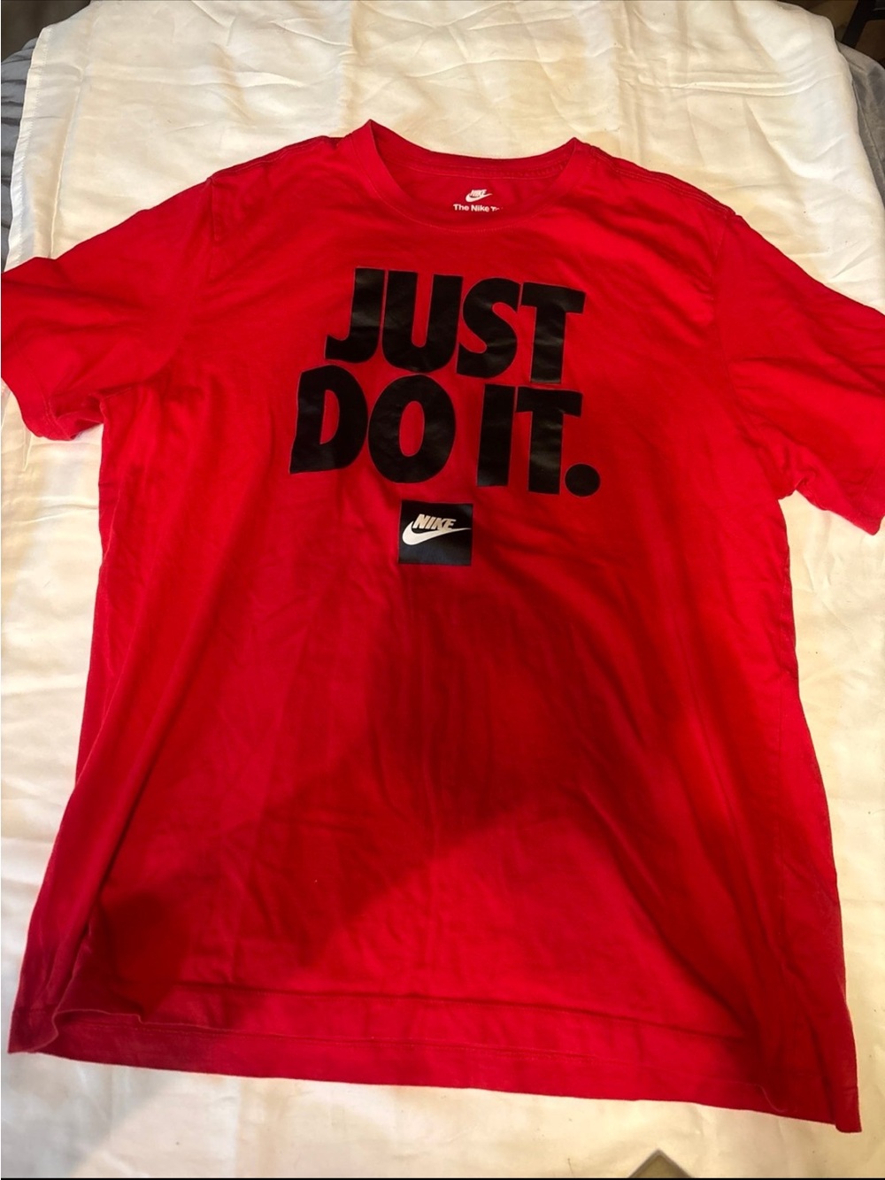 Nike Men’s Red Short-Sleeve 'Just Do It.' Graphic Tee